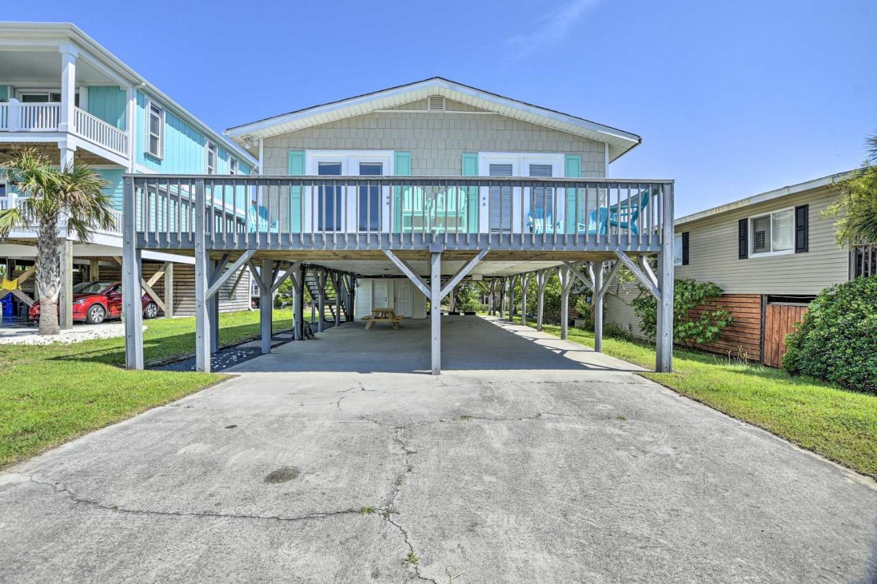 Oak Island Beach Abode With Deck Walk To Shore! Εξωτερικό φωτογραφία