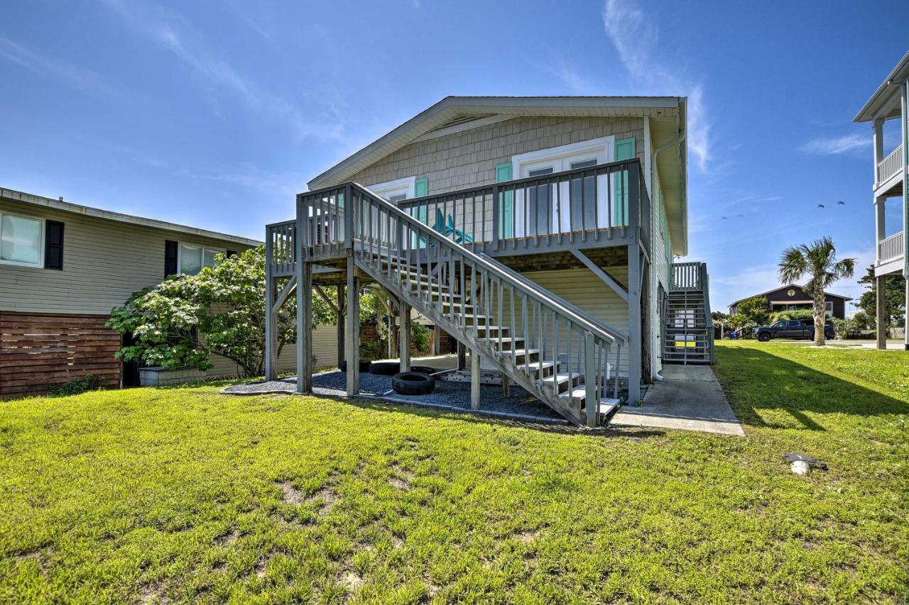 Oak Island Beach Abode With Deck Walk To Shore! Εξωτερικό φωτογραφία
